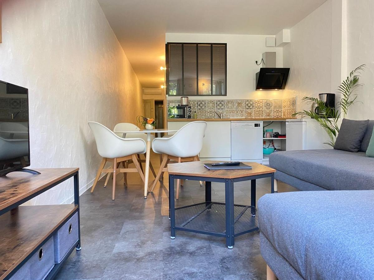 Boutique Hotel Un Appart En Ville بايون المظهر الخارجي الصورة
